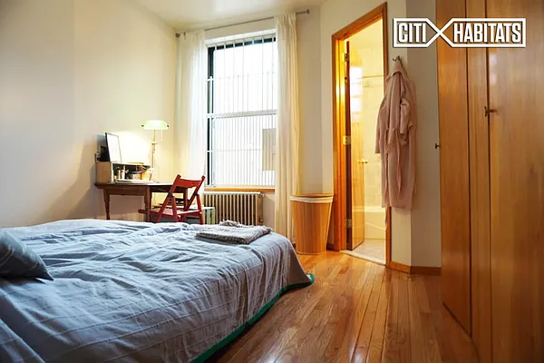 Rented by Citi Habitats | media 7