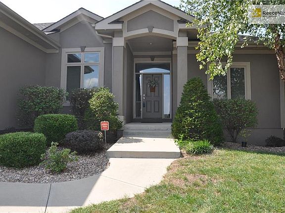 2nd image of 2607 SW Shadow Creek Ct