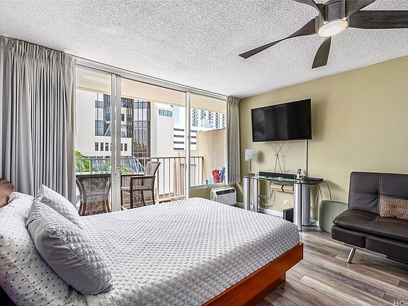5th image of 364 Seaside Ave APT 507
