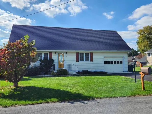 800 Hickory Ln, Easton, PA 18045