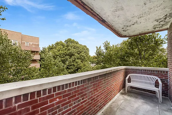 Sold by NextDoor Realty | media 7