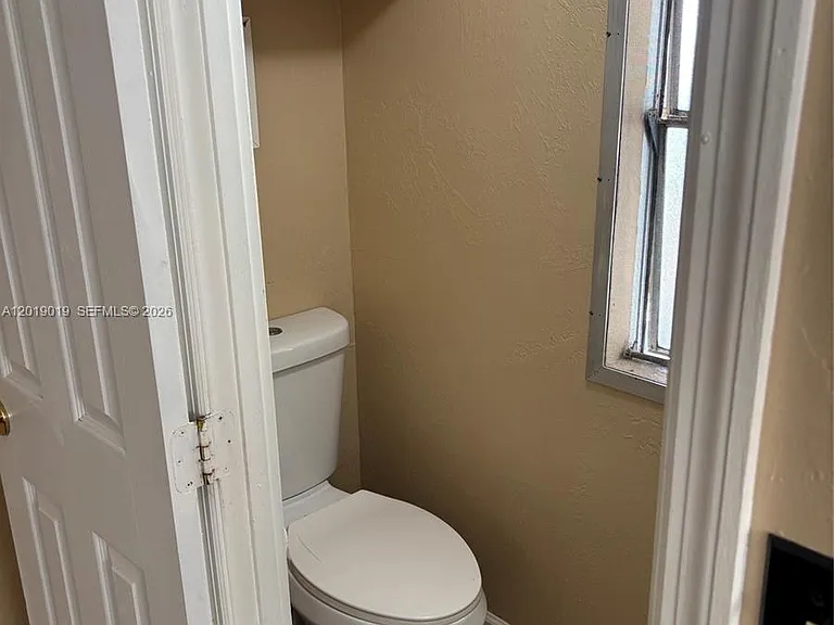 2939 W Marina Dr #- — Photo 11