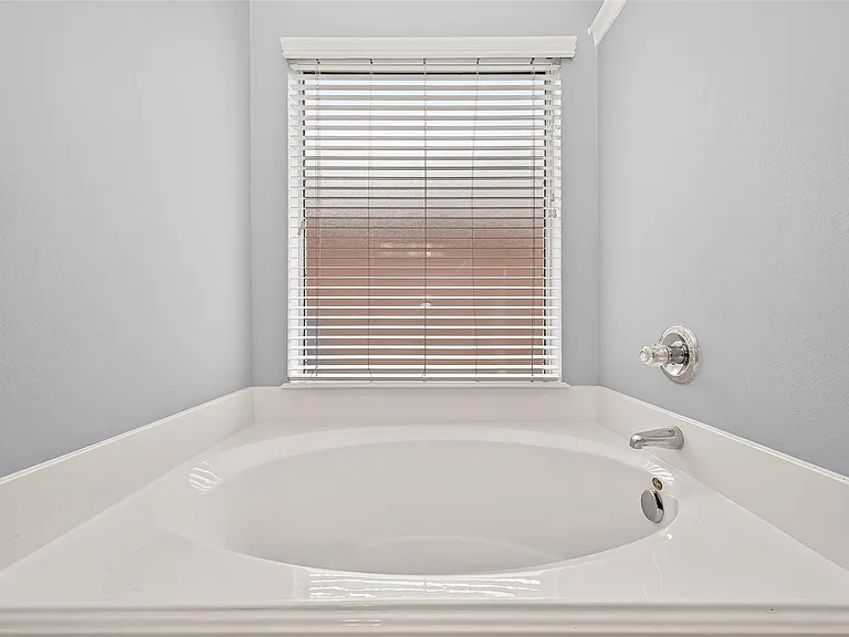26806 Shoal Hollow Ct — Photo 31