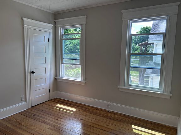 5th image of 25 Church St #2