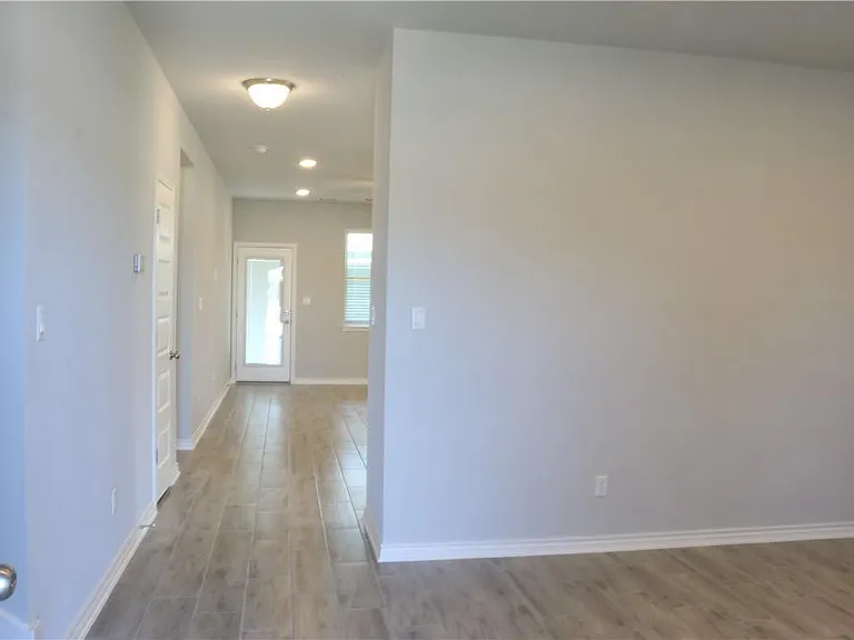 1124 Oak Chase Way — Photo 14