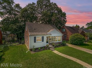 14031 Manhattan St, Oak Park, MI