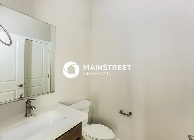 2000 N 36th St #26 — Photo 12