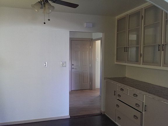 5th image of 2021 Merkley Ave