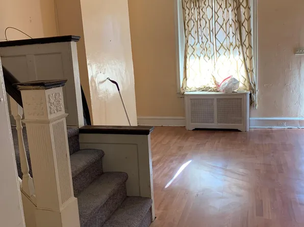 5617 Carpenter St, Philadelphia, PA 19143