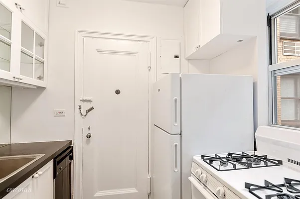 Sold by Corcoran | media 13