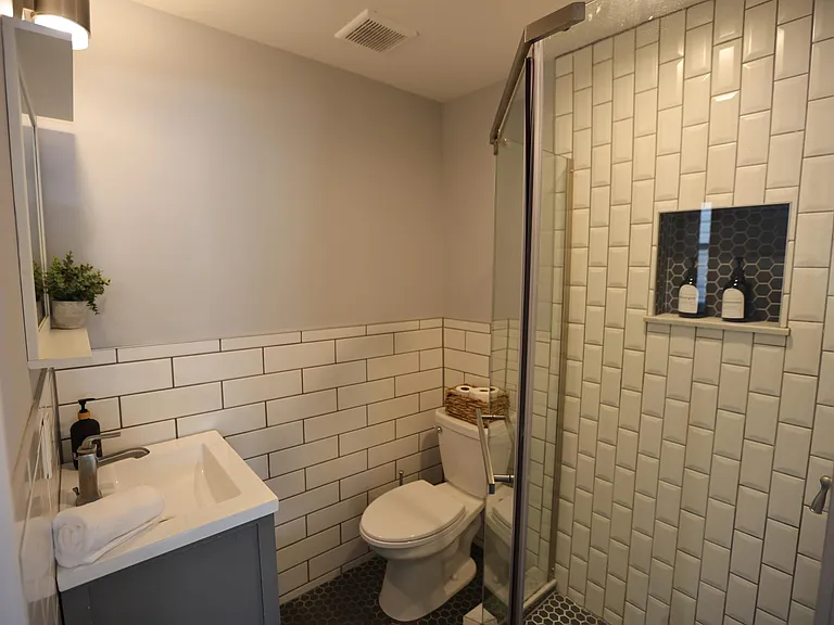 1820 Parkway #1 — Photo 10