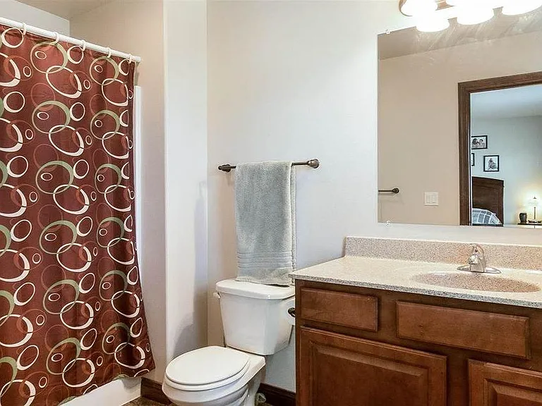 150 N Park Ridge Rd — Photo 10