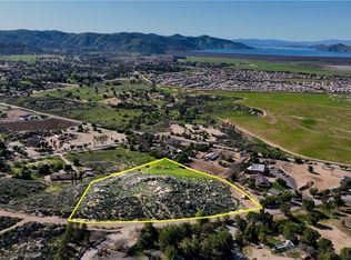 27 Starlight Mesa Dr Lot 7, Hemet, CA 92544