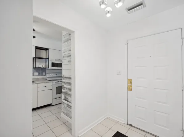 908 Rudee Ct, Virginia Beach, VA 23451