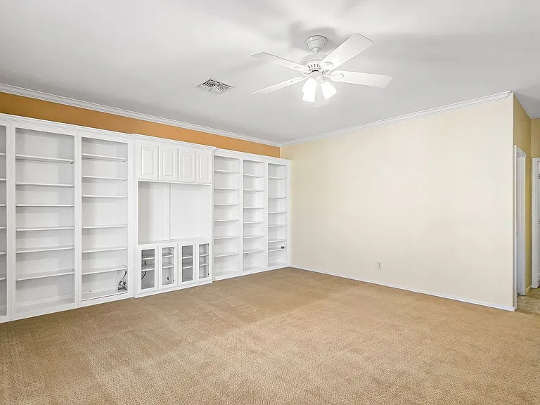 14226 W Wethersfield Rd — Photo 21