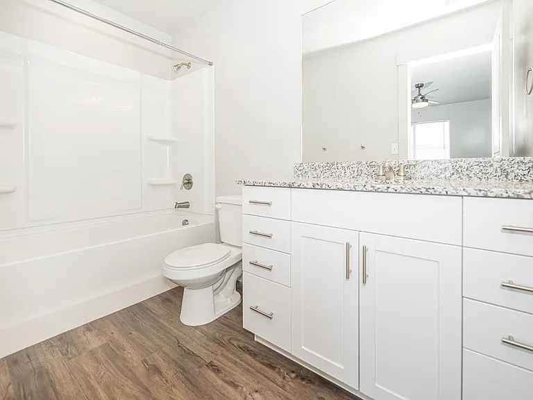 Haven Cove Townhomes — Photo 22