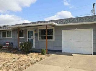 2080 Umpqua Rd, Woodburn, OR 97071