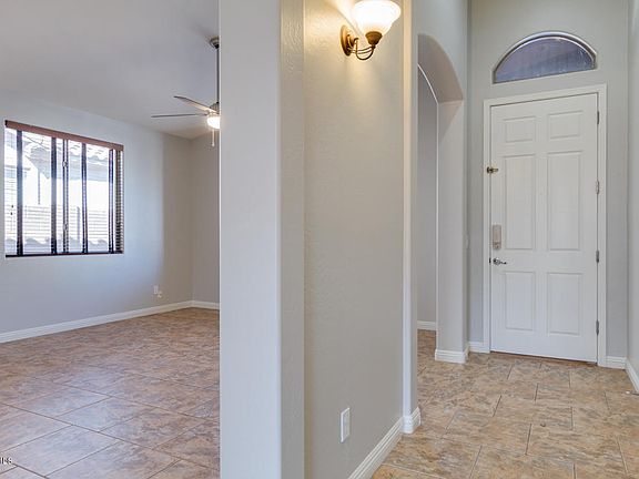 5th image of 46119 W Meadows Ln