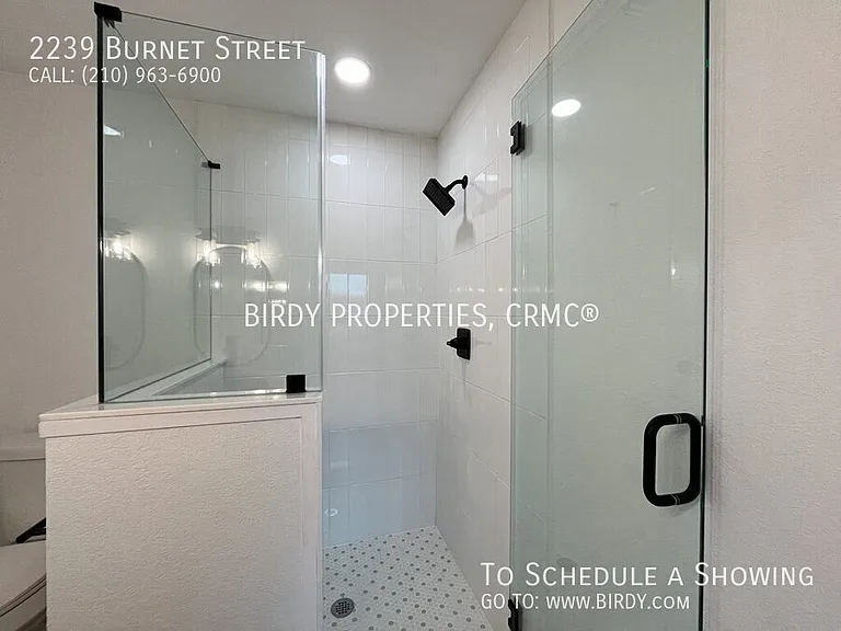 2239 Burnet St — Photo 16