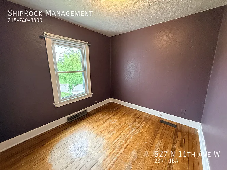 527 N 11th Ave W — Photo 5