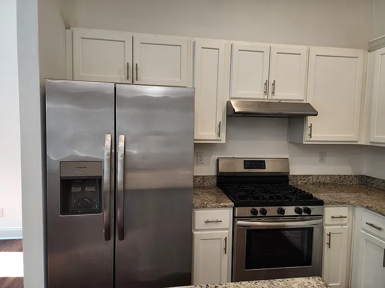 8362 Curtis Landing Ln — Photo 3