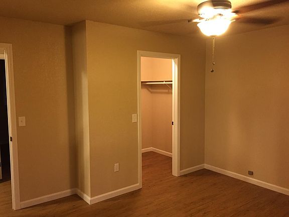 5th image of 4655 Loch Pl