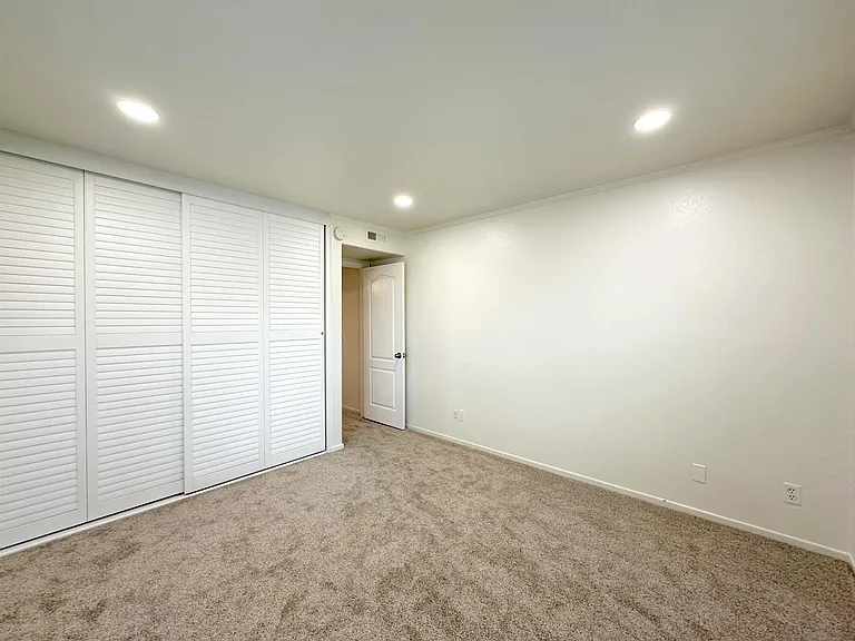 7560 Eads Ave #11 — Photo 14
