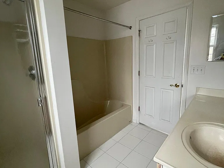 3208 Stanford St — Photo 13
