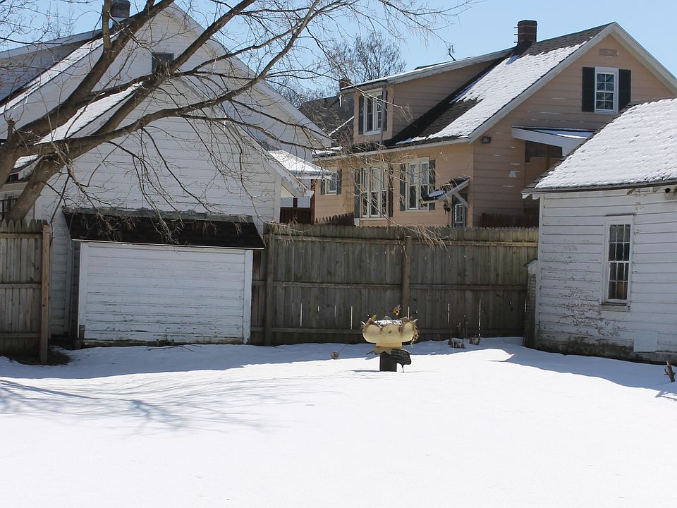 1527 Conkling Ave, Utica, NY 13501 Zillow