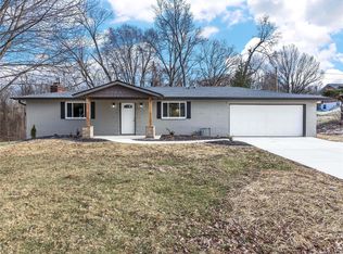 106 Saint Mary Dr, Collinsville, IL