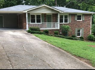 7123 Carolyn Cir, Lithia Springs, GA 30122