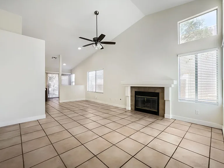 2709 Camphor Tree St — Photo 4