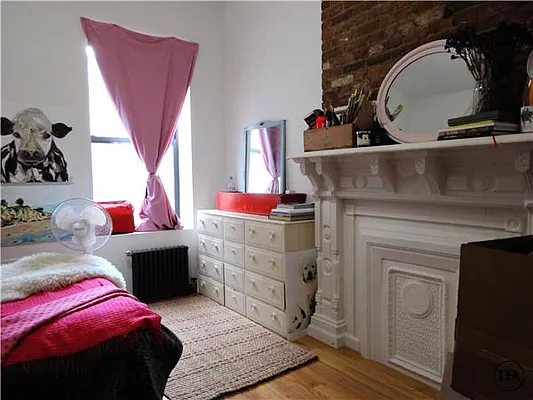 Rented by DSA Realty | media 29