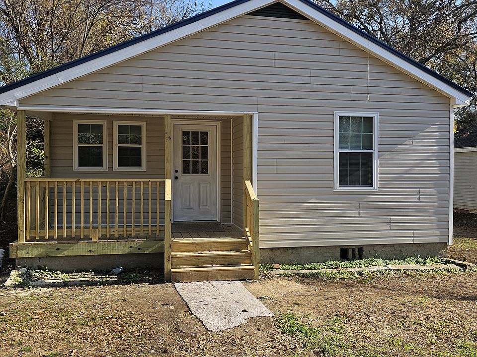 1st image of 614 Matthews St