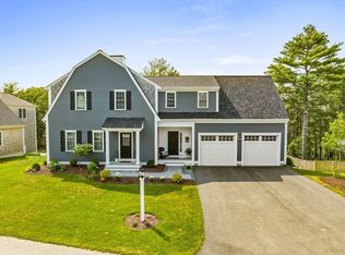 17 Farm Rd, Plymouth, MA 02360