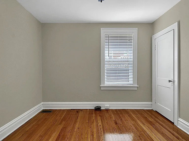 (801) 7009 Amherst Ave — Photo 14