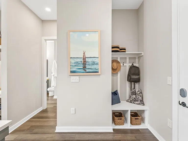 Bexley Westshore — Photo 40