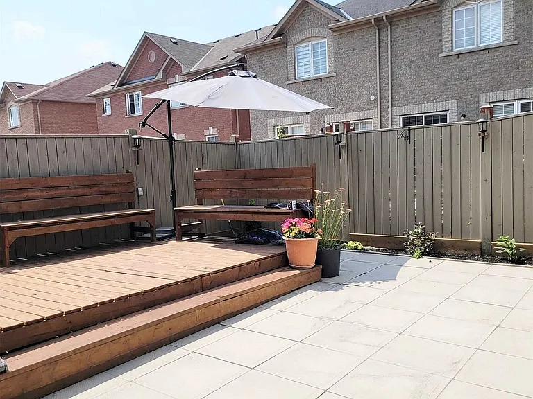 10 Palleschi Dr #UPPER — Photo 19