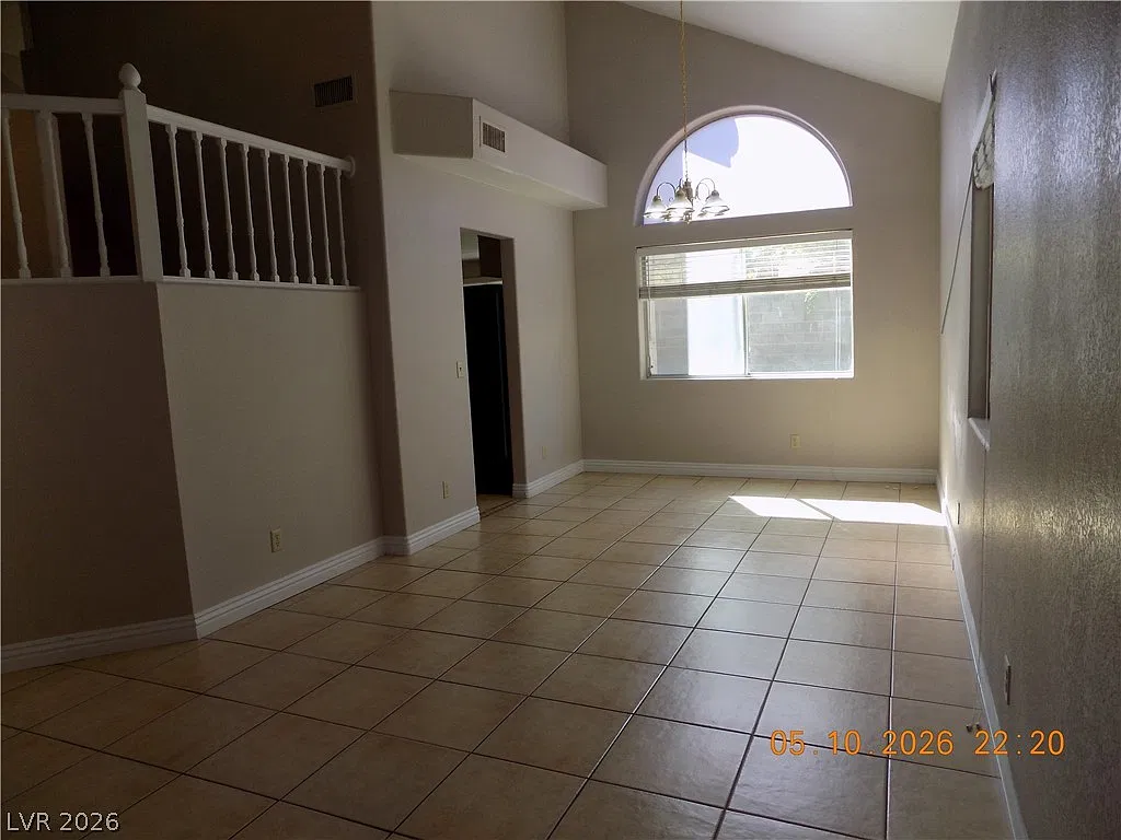 4 bed, 3.0 bath, 1863 sqft, $2,200 — Photo 4