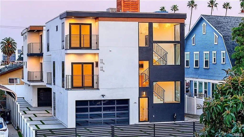 616 Mariposa Avenue - 616 1/2 — Photo 3