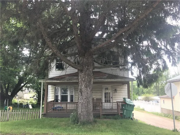 10765 Plum St, Harmonsburg, PA 16422