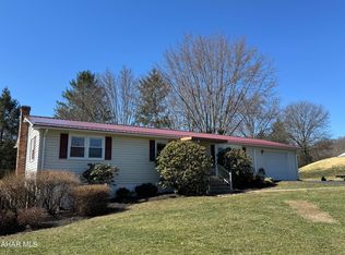 7956 Sunnymeade Rd, Huntingdon, PA 16652