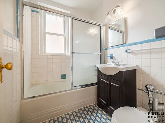 Rented by Pistilli Realty Group | media 10