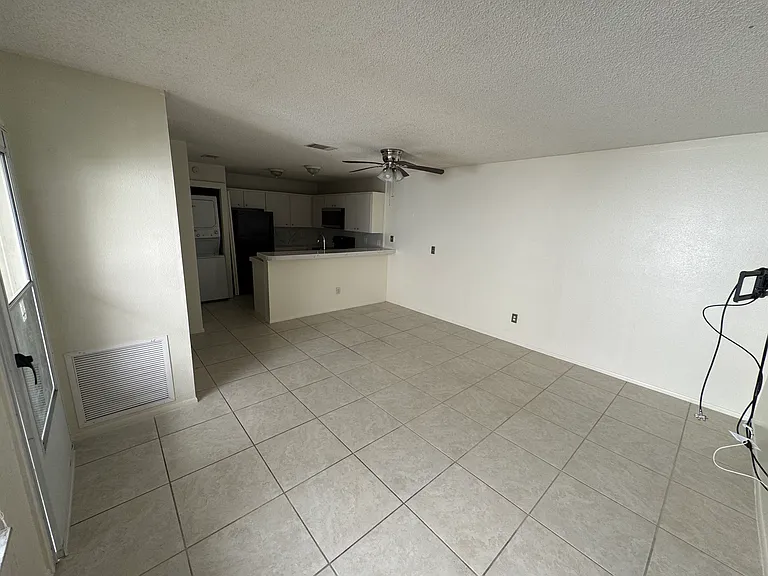 1470 Sheafe Ave NE #108 — Photo 9