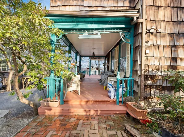 5 Forkland Lane, Dobbs Ferry, NY 10522