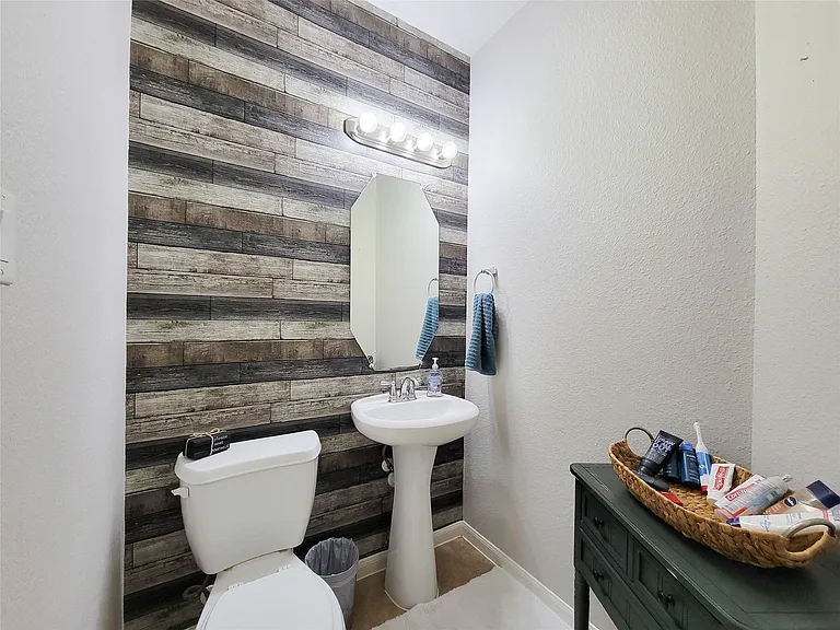 11502 Stonepine Meadow Ct — Photo 16