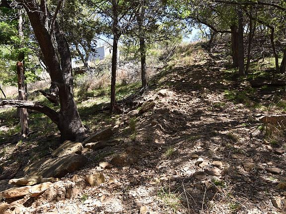 4th image of Sunset Cliff Rd