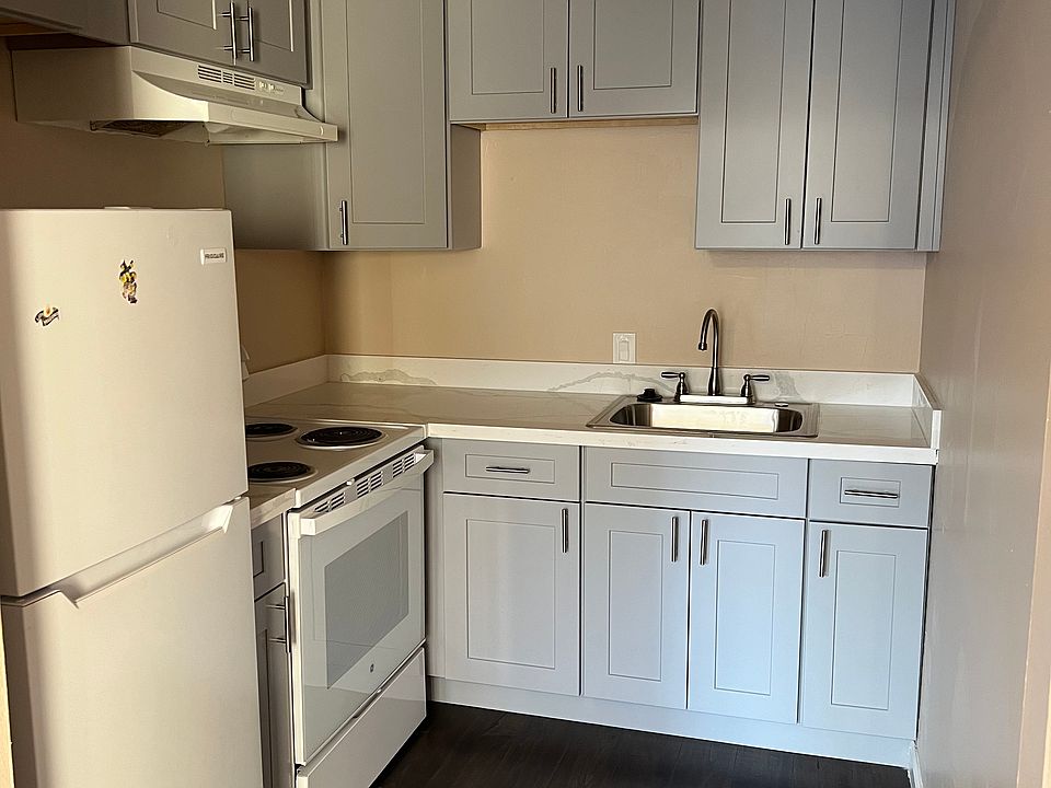 1st image of 315 S Bernardo Ave APT 3