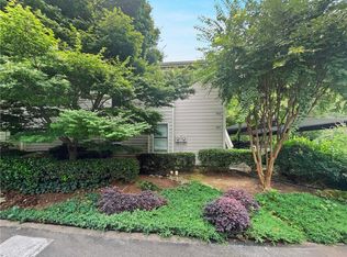 1963 Variations Dr, Atlanta, GA 30329