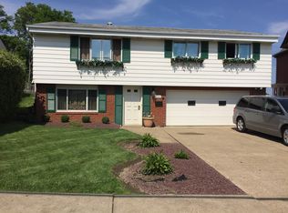 3066 Mount Troy Rd, Pittsburgh, PA 15212